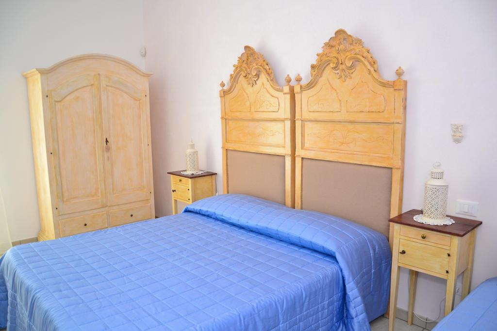 Bed and Breakfast Dimora Delle Rondini Polignano a Mare Habitación foto